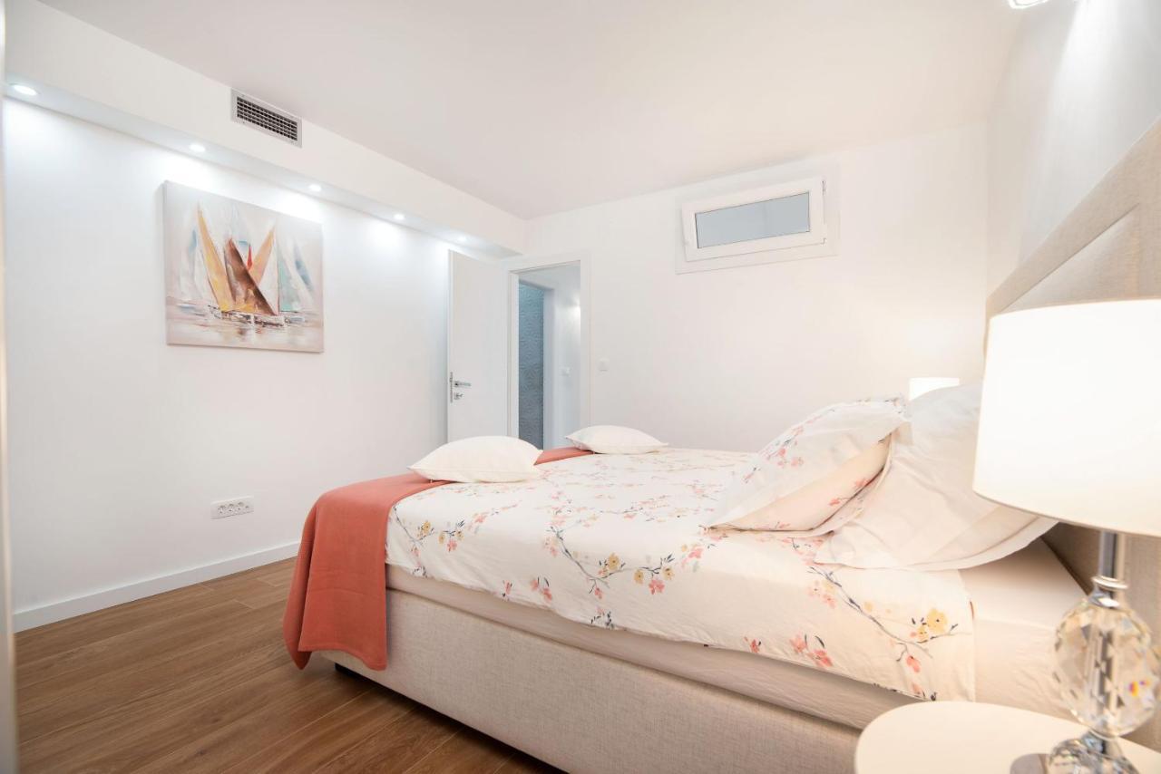 Apartment Amadeo Split Exterior foto